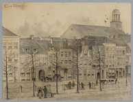 28311 Gezicht op de voorgevels van de huizen aan de noordzijde van het Vredenburg te Utrecht met op de achtergrond de ...